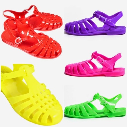 sandálias de plástico neon.3
